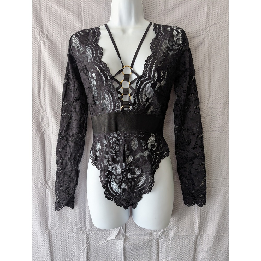 Fashion Nova Light A Few Candles Black Lace Long Sleeve Teddy Gold Ring Medium